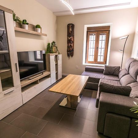 Centrico Y Moderno Con Piscina Y Parking Apartment Jaen Luaran gambar
